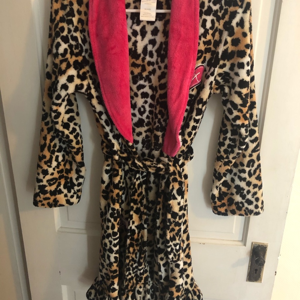 Girls Betsey Johnson fleece robe